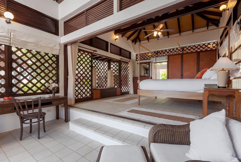 Baan Khunying - Secluded Phuket Beachfront Villa Rawai Camera foto