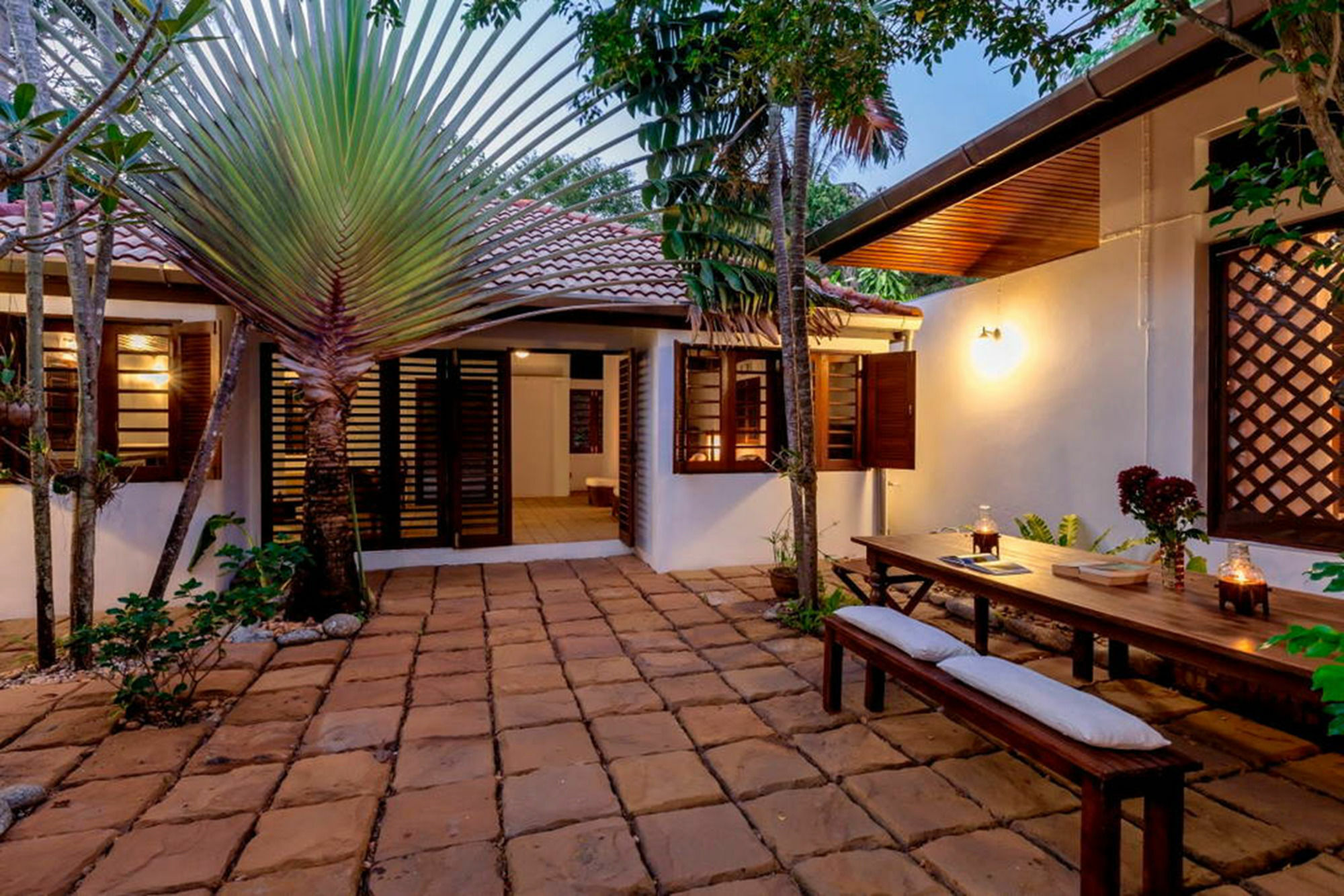 Baan Khunying - Secluded Phuket Beachfront Villa Rawai Esterno foto