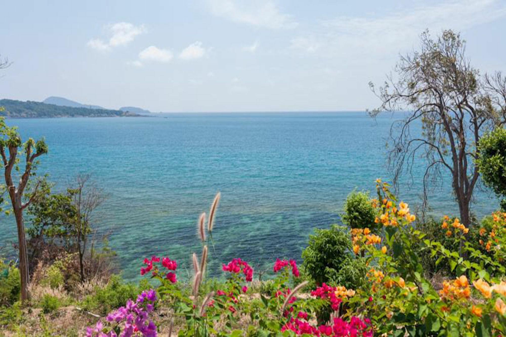 Baan Khunying - Secluded Phuket Beachfront Villa Rawai Esterno foto