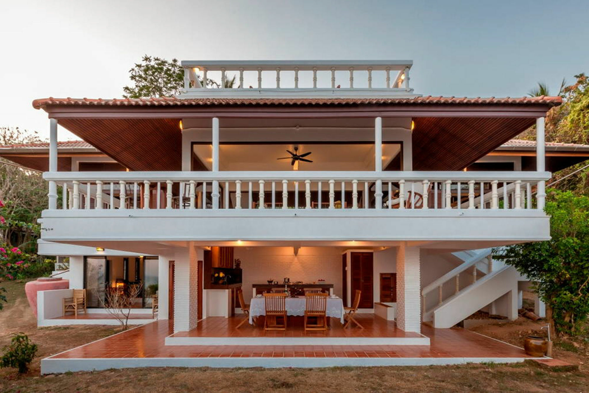 Baan Khunying - Secluded Phuket Beachfront Villa Rawai Esterno foto